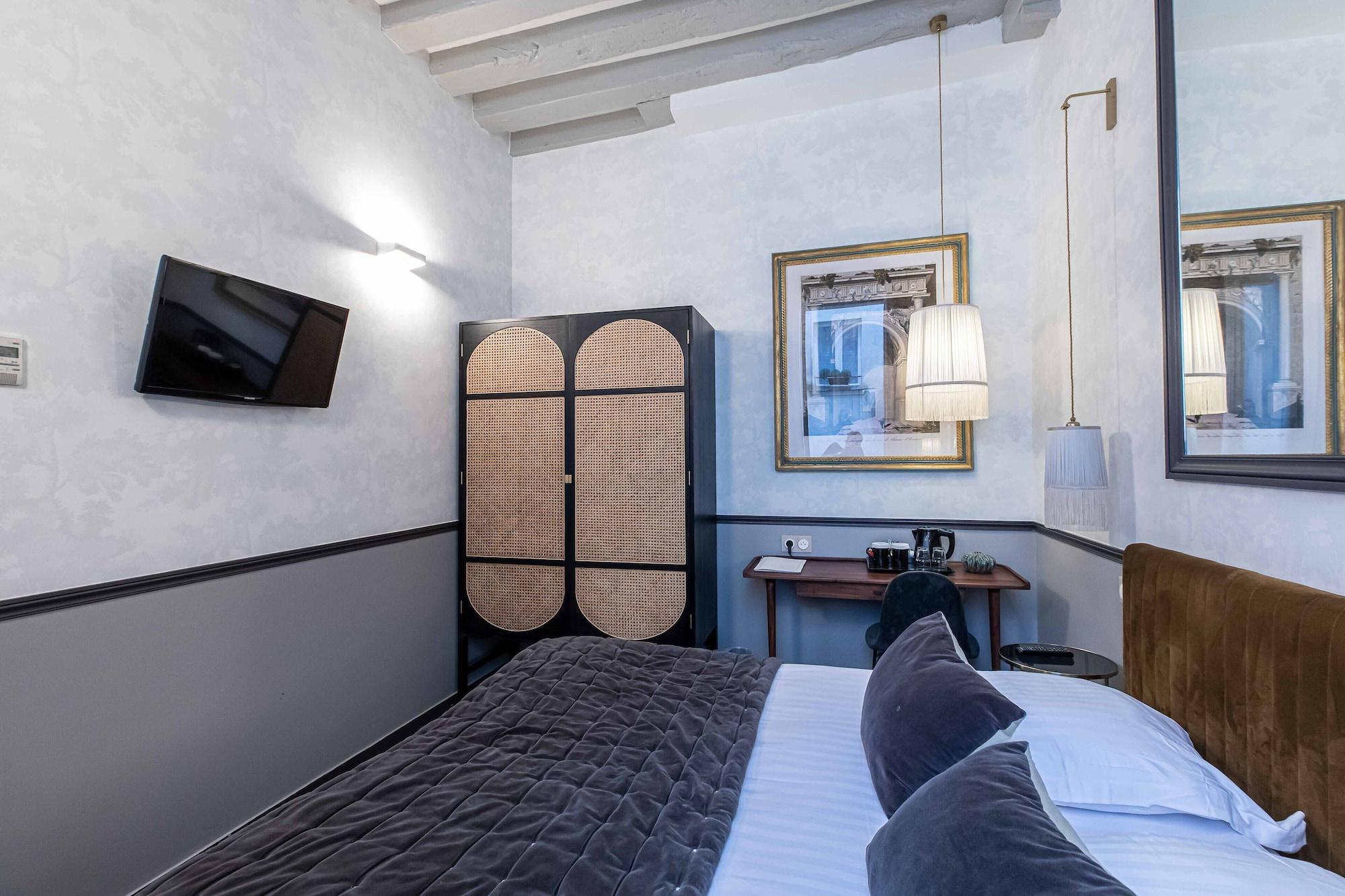 Dauphine Saint Germain Hotel Paris Bagian luar foto