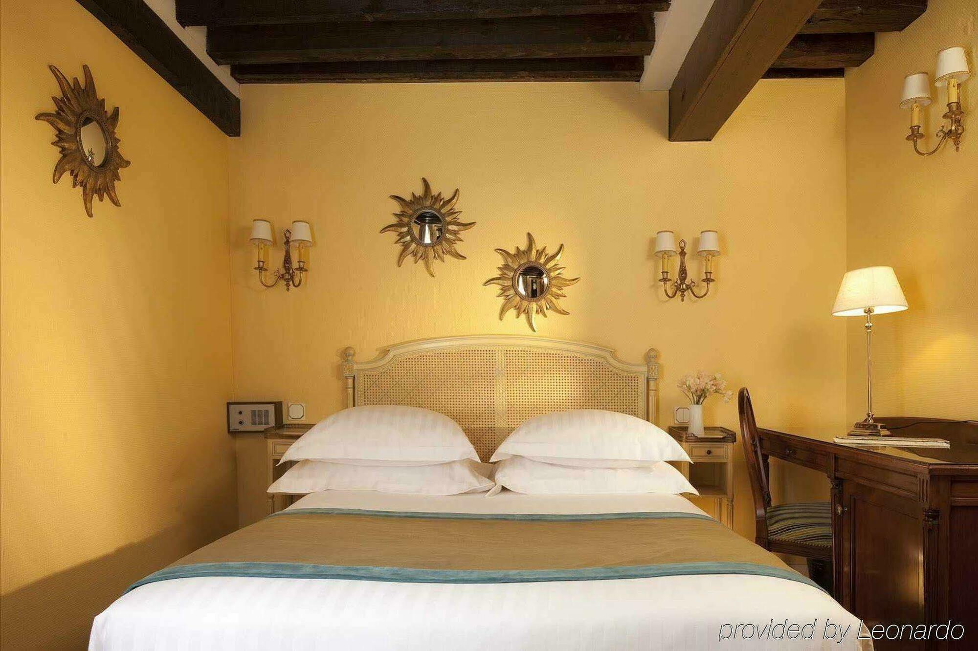 Dauphine Saint Germain Hotel Paris Bagian luar foto